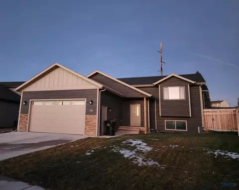 718 Braelynn Ln, Rapid City, SD 57701