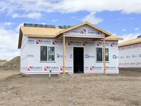 5636 Crystalline Hills Dr, Rapid City, SD 57703
