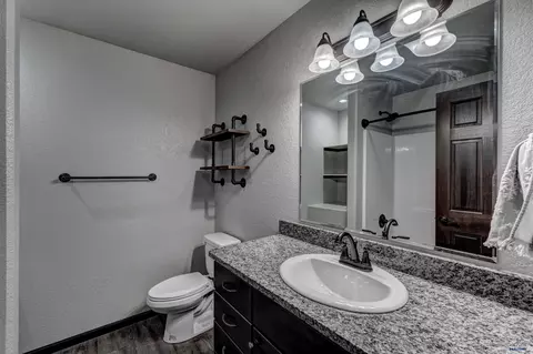 Bath - 520 Bull Run Dr, Box Elder, SD 57719 photo 2 of 3