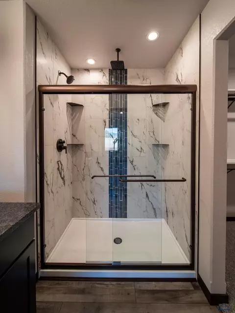 Bath - 3524 Joseph St, Sturgis, SD 57785 photo 3 of 5