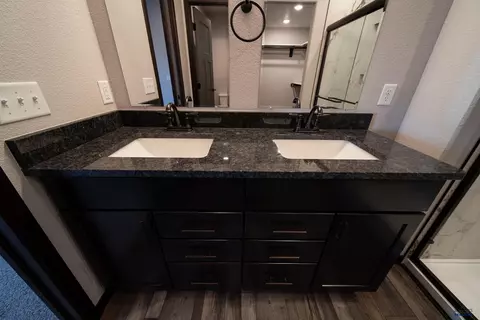 Bath - 3524 Joseph St, Sturgis, SD 57785 photo 2 of 5