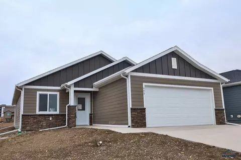 Exterior - 440 Nighthawk Dr, Box Elder, SD 57719 photo 3 of 3