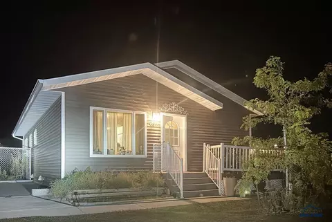 Exterior - 636 Shuttle Ct, Box Elder, SD 57719 photo 2 of 2