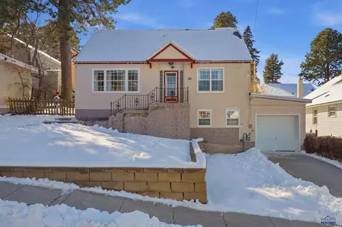 141 Grand Ave, Lead, SD 57754