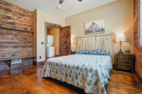 Bedroom - 21302 Wasp Rd, Lead, SD 57754 photo 4 of 4