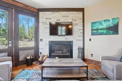 Living - 21302 Wasp Rd, Lead, SD 57754 photo 2 of 3