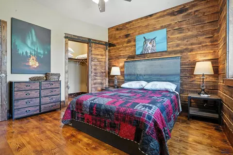 Bedroom - 21302 Wasp Rd, Lead, SD 57754 photo 2 of 4