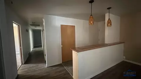 Entry Way - 1001 E St, Edgemont, SD 57735 photo 1 of 2