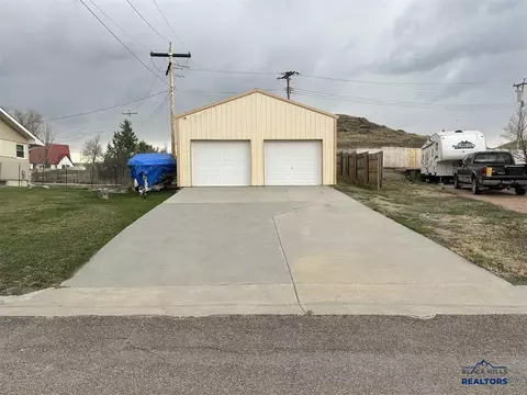 Other - 1001 E St, Edgemont, SD 57735 photo 1 of 13