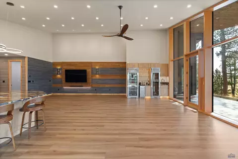 Living - 11829 Valley View Cir, Spearfish, SD 57783 photo 4 of 5