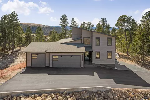 Exterior - 11829 Valley View Cir, Spearfish, SD 57783 photo 2 of 6
