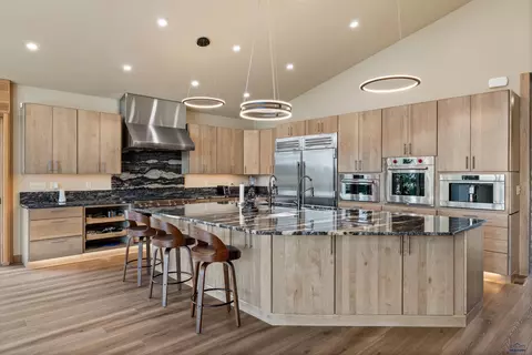 Kitchen - 11829 Valley View Cir, Spearfish, SD 57783 photo 2 of 7