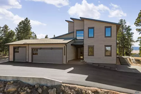 Exterior - 11829 Valley View Cir, Spearfish, SD 57783 photo 4 of 6