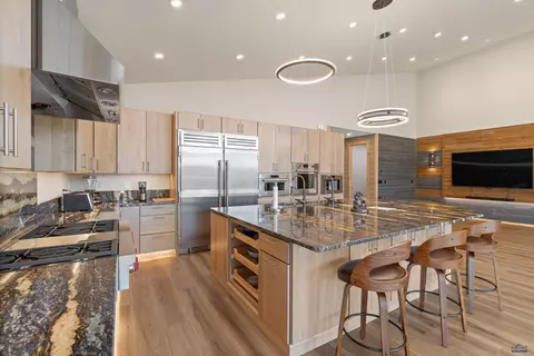 Kitchen - 11829 Valley View Cir, Spearfish, SD 57783 photo 3 of 7