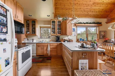 Kitchen - 20842 Legacy, Sturgis, SD 57785 photo 1 of 2