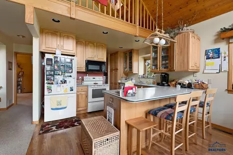Kitchen - 20842 Legacy, Sturgis, SD 57785 photo 2 of 2