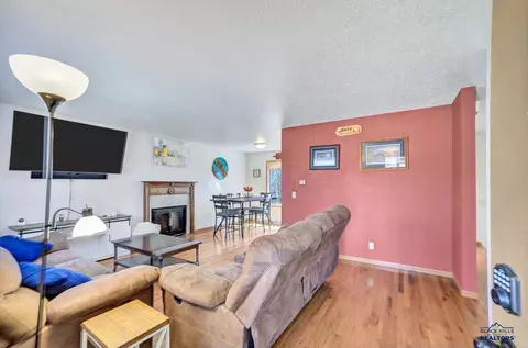 321 E Liberty, Rapid City, SD 57701 photo 2