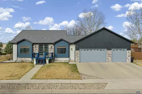 4013 Wineberry Ln, Rapid City, SD 57703