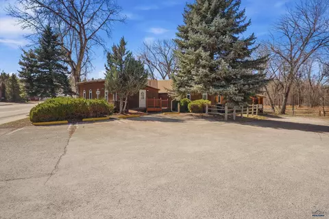 2901 Chapel Ln, Rapid City, SD 57702