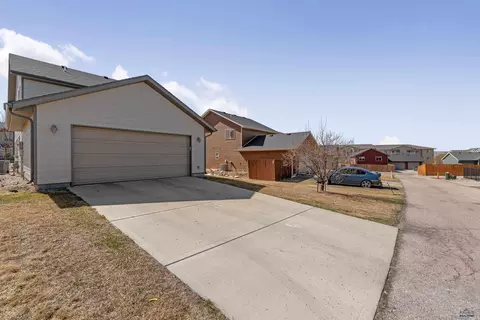 Exterior - 1248 Fairbanks Dr, Box Elder, SD 57719 photo 2 of 2