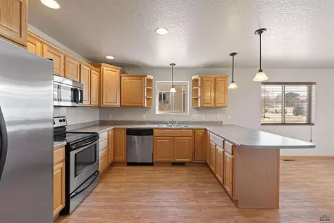 Kitchen - 1248 Fairbanks Dr, Box Elder, SD 57719 photo 2 of 2