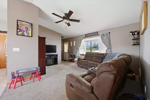 708 S 31st St, Spearfish, SD 57783 photo 6