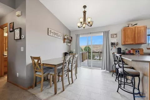 708 S 31st St, Spearfish, SD 57783 photo 8