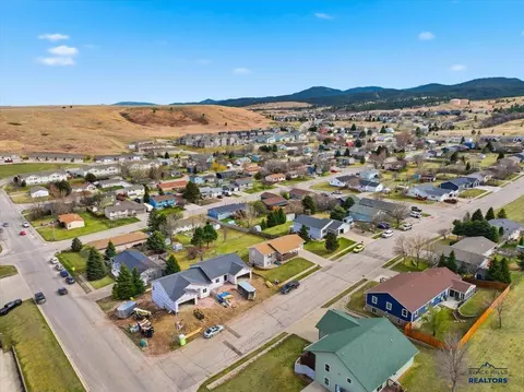708 S 31st St, Spearfish, SD 57783 photo 28