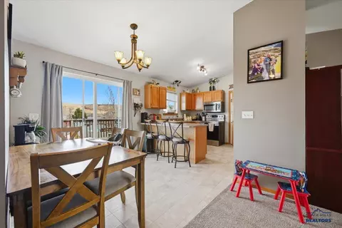 708 S 31st St, Spearfish, SD 57783 photo 7