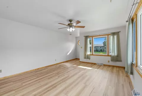 Living - 709 Hustead St, Wall, SD 57790 photo 3 of 9