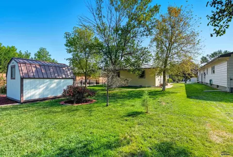 Exterior - 709 Hustead St, Wall, SD 57790 photo 10 of 11