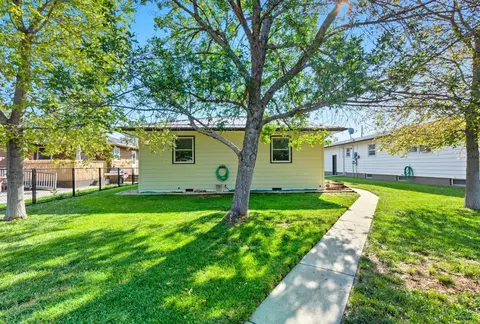 Exterior - 709 Hustead St, Wall, SD 57790 photo 9 of 11