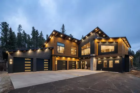 11297 Eastwind Ct, Lead, SD 57754