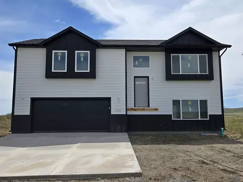 464 Alpha Ave, Box Elder, SD 57719