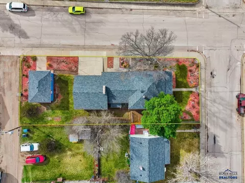 1003 Perkins St, Belle Fourche, SD 57717 photo 23
