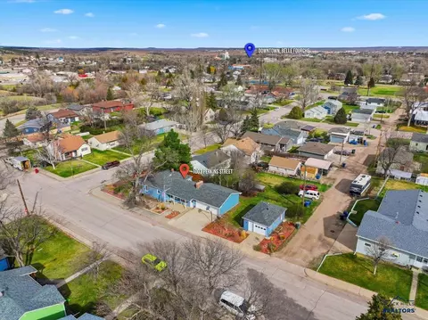 1003 Perkins St, Belle Fourche, SD 57717 photo 22