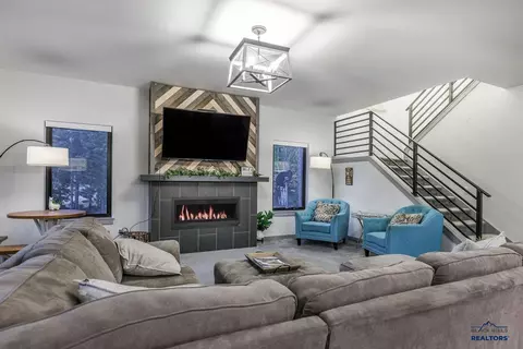 Living - 21266 Ridgewood Tr, Lead, SD 57754 photo 2 of 2