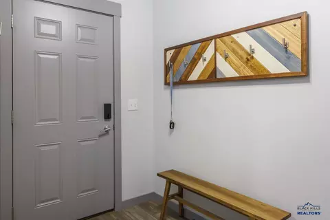 Entry Way - 21266 Ridgewood Tr, Lead, SD 57754 photo 3 of 5