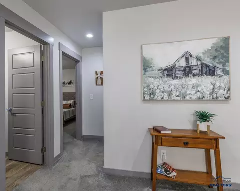 Entry Way - 21266 Ridgewood Tr, Lead, SD 57754 photo 5 of 5