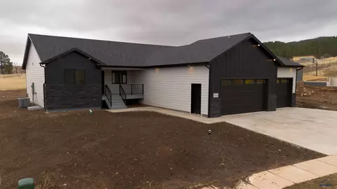 3534 Joseph St, Sturgis, SD 57785 photo 6