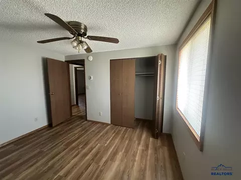 Bedroom - 1104 C St, Edgemont, SD 57735 photo 6 of 7