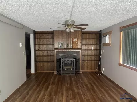 Living - 1104 C St, Edgemont, SD 57735 photo 1 of 5