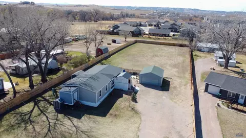 3117 Pioneer Dr, Rapid City, SD 57703