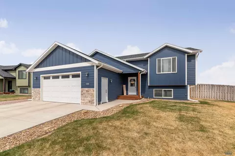 556 Antietam Dr, Box Elder, SD 57719