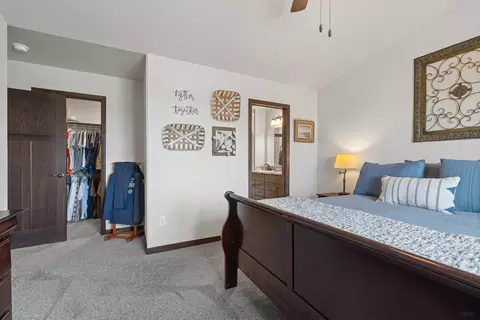 Bedroom - 556 Antietam Dr, Box Elder, SD 57719 photo 2 of 5