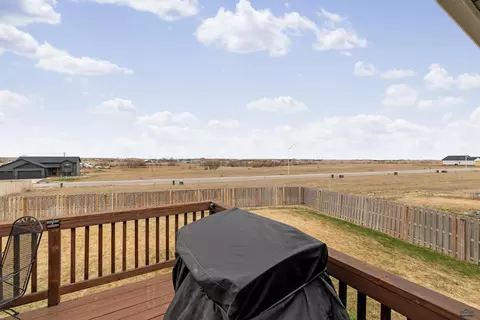 Exterior - 556 Antietam Dr, Box Elder, SD 57719 photo 6 of 7