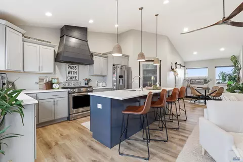Kitchen - 14539 Pommel Ct, Box Elder, SD 57719 photo 2 of 2