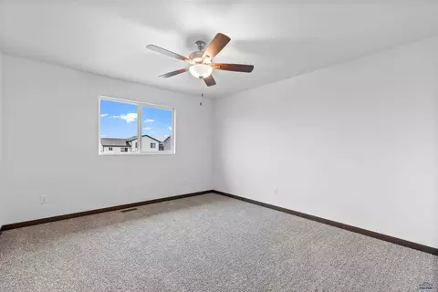 604 Bull Run Dr, Box Elder, SD 57719 photo 14