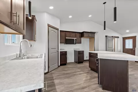 604 Bull Run Dr, Box Elder, SD 57719 photo 11