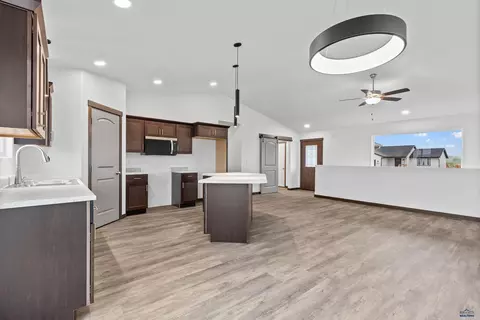 604 Bull Run Dr, Box Elder, SD 57719 photo 8